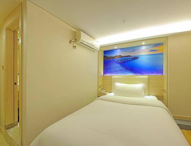 שנג'ן Toronto Hotel מראה חיצוני תמונה